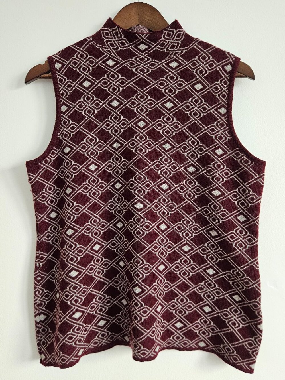 Rafiana XL Knit Sweater Vest Burgundy Gray Sleeveless